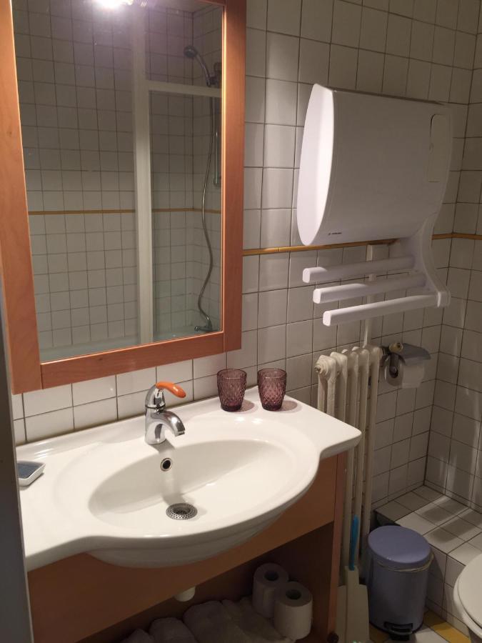 Les Huguets Bed & Breakfast Villeneuve-sur-Lot Bilik gambar